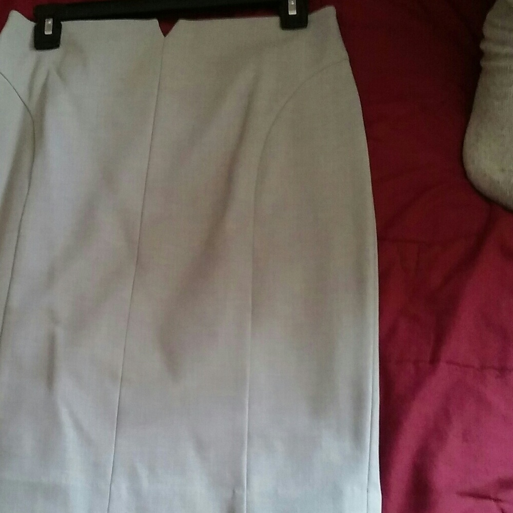 Express light gray pencil skirt size 6